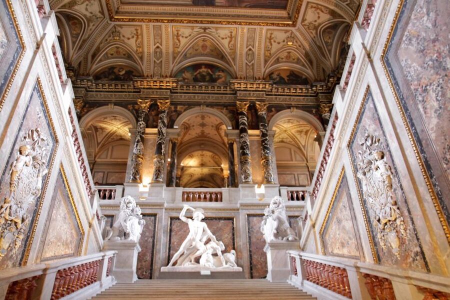 Skip-the-line Private Tour Kunsthistorisches Museum Vienna - Two hours inside the museum: a focused art route