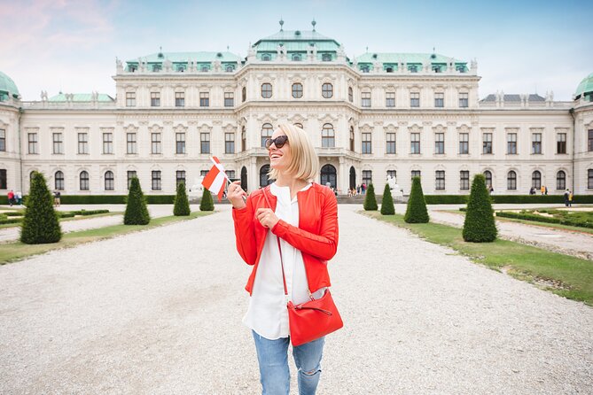Skip-the-line Upper Belvedere Tickets and Guided Tour Vienna - Entering the Upper Belvedere with a timed ticket