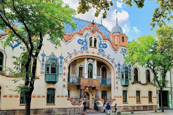 Small Group Tour: Balkans & Central Europe from Athens to Vienna - Northern Albania, Montenegro, and the Adriatic edge