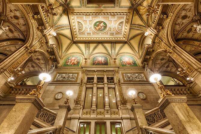 STATE OPERA - PRIVATE guided tour (tickets included) - Why the Vienna State Opera deserves your time