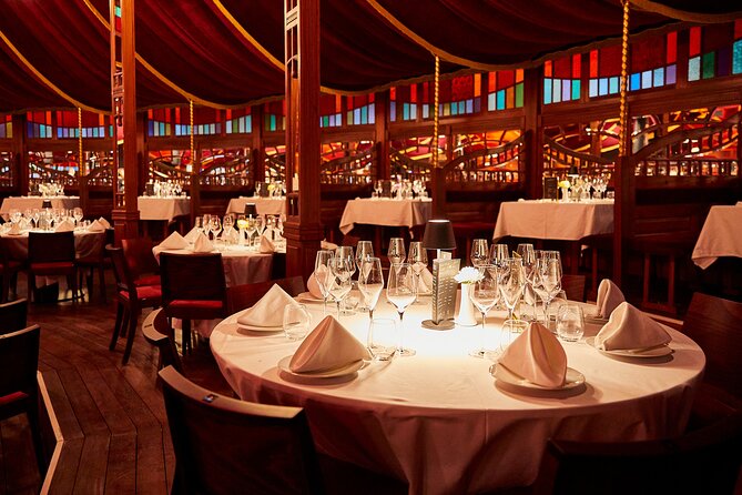 Strauss Dinner Show - Seating can make or break the evening