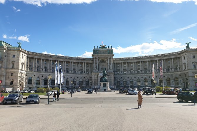 The best of Vienna on foot - The service record and the one caution