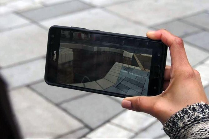 The Vienna Augmented Reality Puzzle Rally - Starting at Stephansplatz with the game in hand