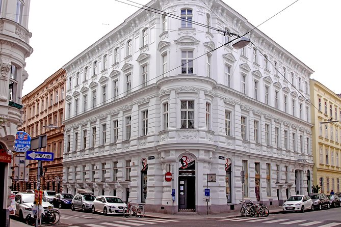 Third Man Museum Admission Ticket Vienna - Little Hansel And The Film’s Printed World