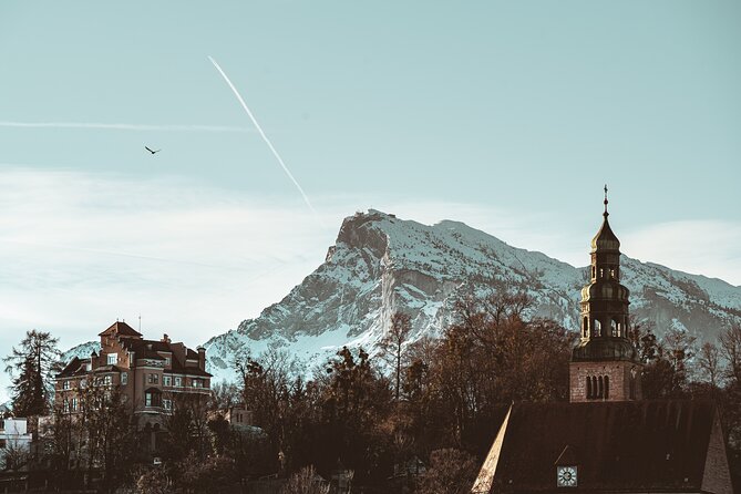 Transfer from Vienna to Salzburg with 2 hours for sightseeing - Sankt Gilgen and the lake country