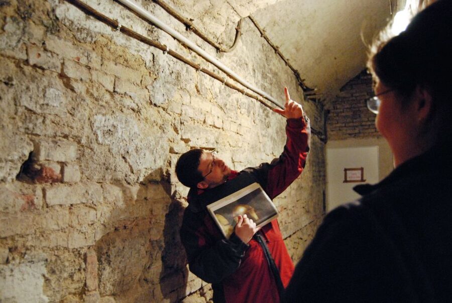 Vienna: 1.5-Hour Underground Walking Tour - Starting at Michaelerplatz and Vienna’s Roman past