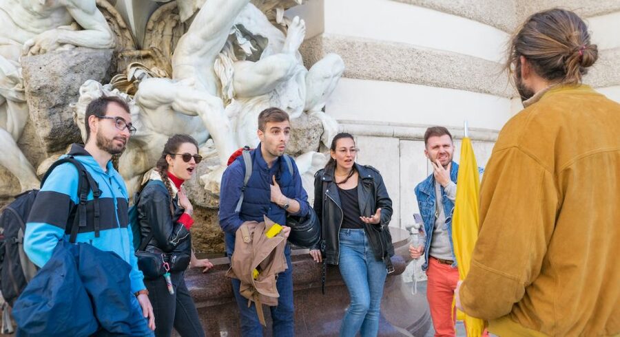 Vienna: 2-Hour Historical Crimes Guided Walking Tour - Meeting the guide on Helmut Zilk Square