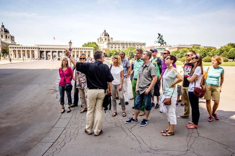 Vienna: 2 Hours Sightseeing Walking Tour - Why two hours works well in central Vienna