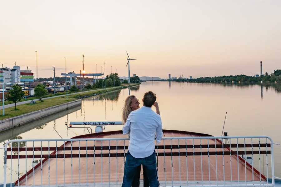 Vienna: 3-Course Evening Dinner Cruise - Practical Details That Can Save You Trouble