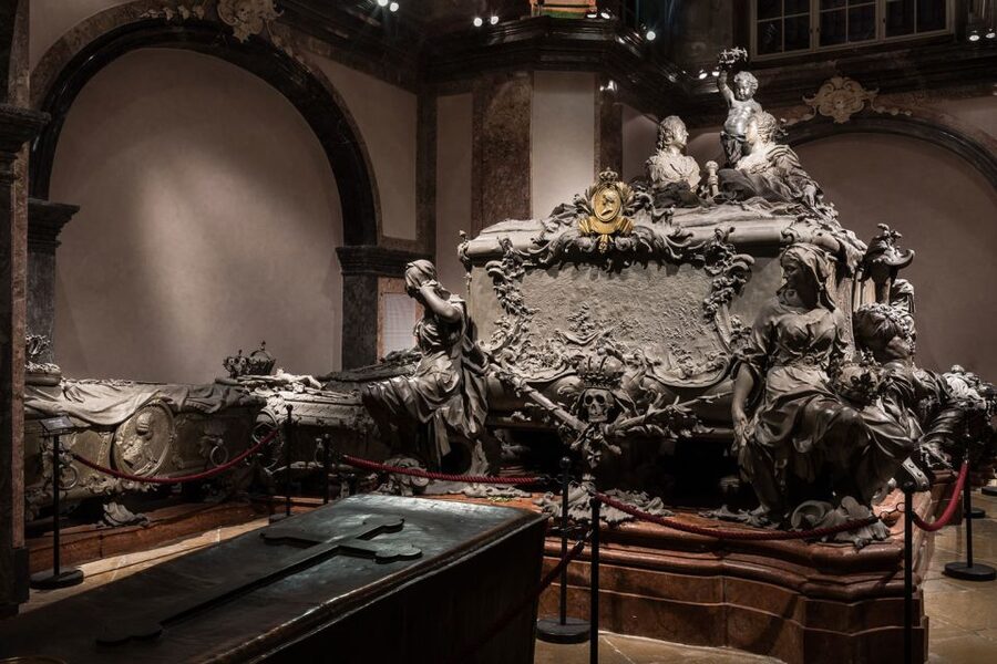 Vienna: A Little Night Music - Concert at Capuchin Church - Emperor Quartet Vienna and the scale of the performance