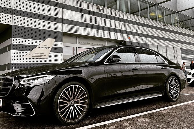 Vienna Airport Transfers From Vienna City With Private Driver - Early departures and timing advice