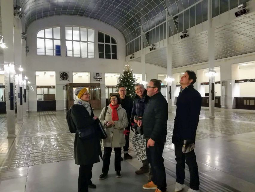Vienna Art Nouveau Walking Tour - Why Vienna needed a new kind of transport