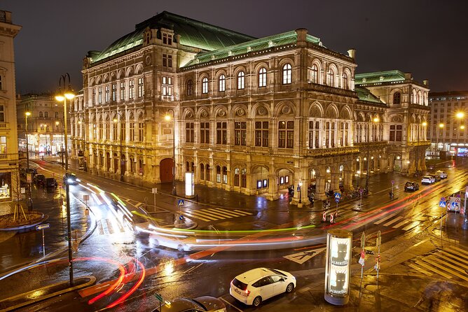 Vienna at night! Private photo tour of Vienna's most beautiful buildings - The University of Vienna begins the route