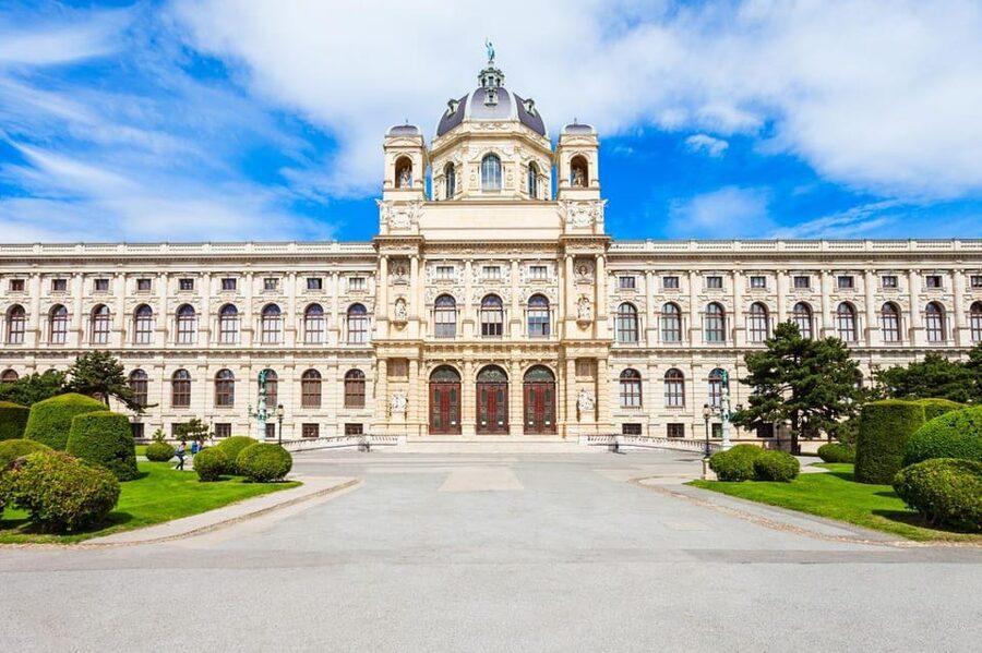 Vienna Audioguide - TravelMate app for your smartphone - How the TravelMate Vienna guide works