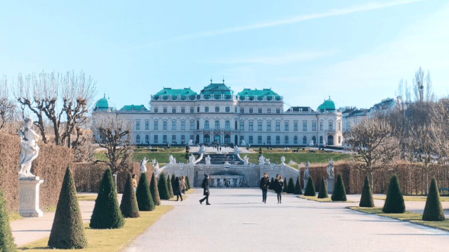 Vienna Audioguide - TravelMate app for your smartphone - St. Stephen’s Cathedral and Vienna’s city center