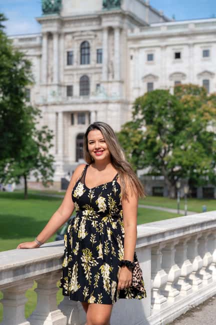 Vienna: Authentic Professional Photography Tour - Who should book this experience?