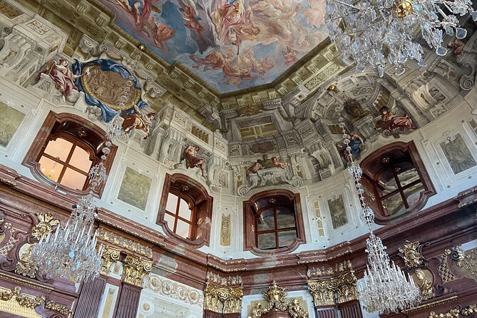 Vienna Belvedere Museum Private Walking Tour with Licensed Guide - What a private guide changes