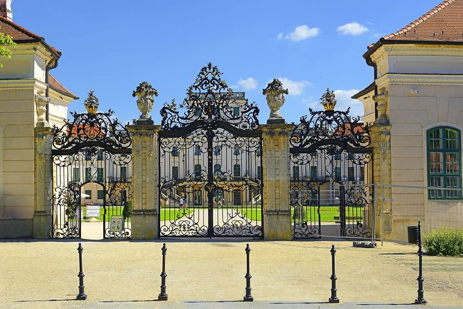 Vienna-Budapest One-Way Sightseeing Transfer - Is $324.79 a good value?