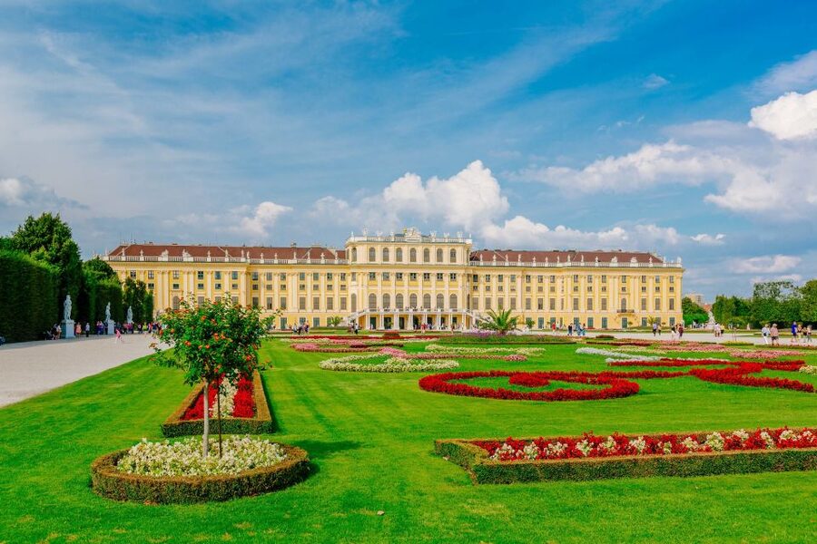 Vienna: Bus & Schönbrunn Palace Skip-the-Line Guided Tour - The Ringstraße from a coach window