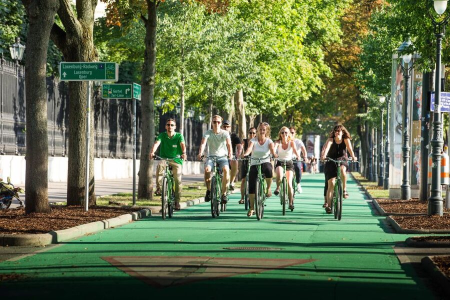 Vienna by Bike 3-Hour All-In-One City Bike Tour in English - Why cycling works so well in Vienna