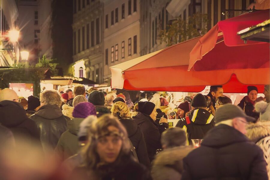Vienna: Christmas Markets Tour - What the walking route feels like in winter
