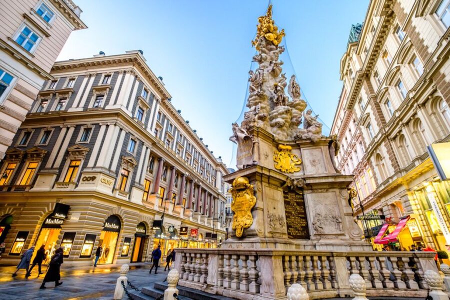Vienna: City Highlights Guided Bike Tour - Why a bicycle works so well in central Vienna