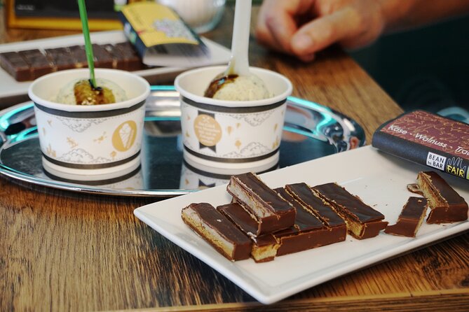 Vienna Coffee, Cake & Pastries Tour with Local Stories - What you actually eat and drink