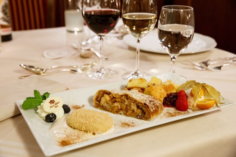 Vienna: Culinary Experience at Restaurant Stefanie - Course four: boiled beef with two sauces