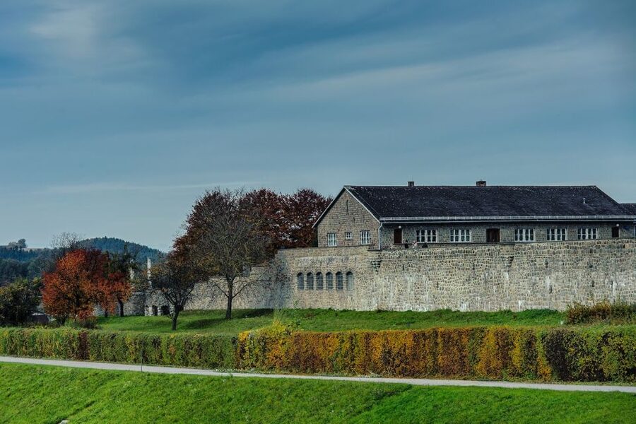 Vienna: Day Trip to Mauthausen Concentration Camp Memorial - Who Should Take This Tour