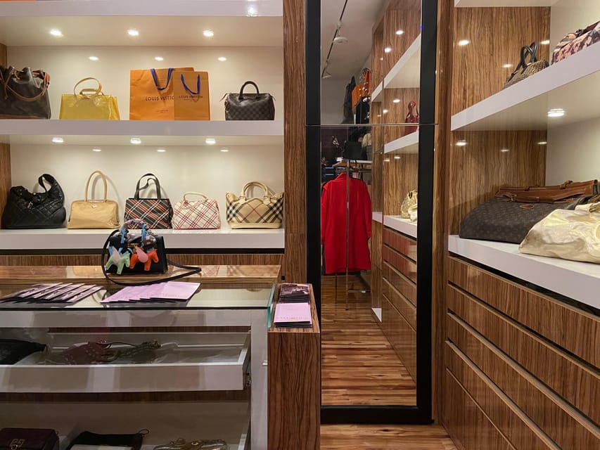 Vienna: Designer Fashion Time Capsule Experience - Who will enjoy this small-group experience?