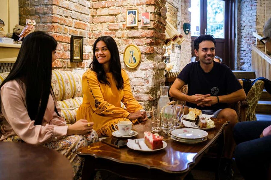 Vienna: Dessert Tour with Pastries, Cakes & Hidden Cafes - Walking, timing, and comfort
