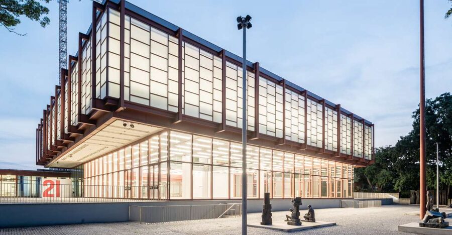 Vienna: Entry Ticket Belvedere 21 & Contemporary Art - Why Belvedere 21 Feels Different From Palace Vienna