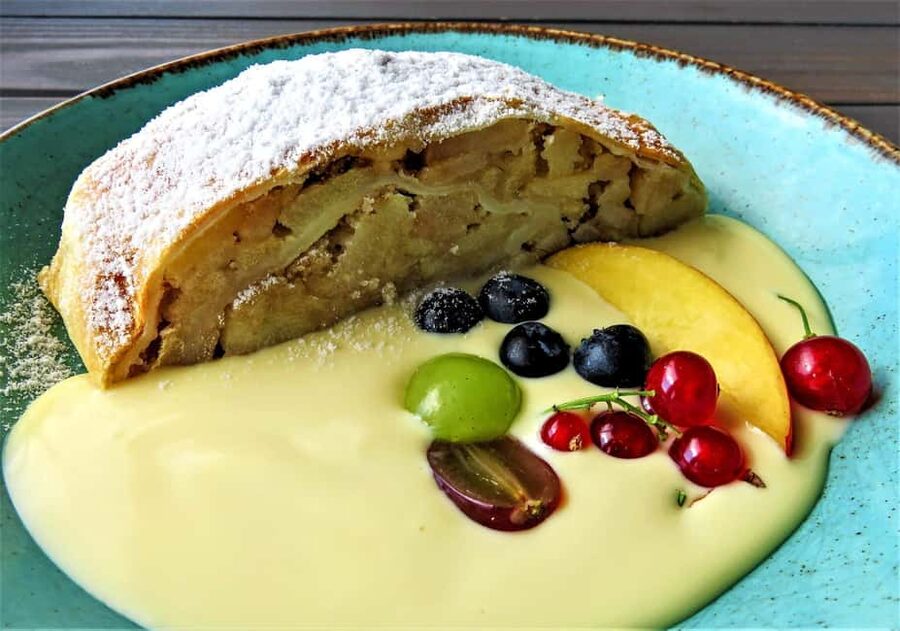Vienna: Food tasting tour in Hidden Gems (Small Groups) - What this Vienna food walk is really about