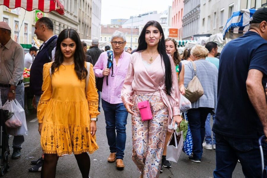 Vienna Food Tour: Hidden Gems & Authentic Flavors - Apricot dumplings, cake, and the Viennese sweet tooth