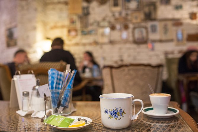 Vienna for Food Lovers: Cafés, Markets & Austrian Cuisine - The Würstelstand: street food with real character