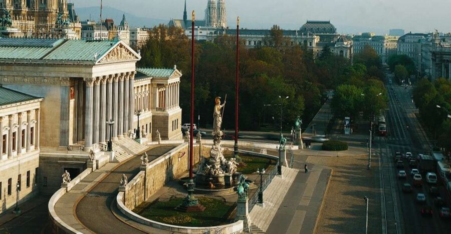 Vienna: Full-Day Private Tour including Schönbrunn Palace - Key details that shape the day