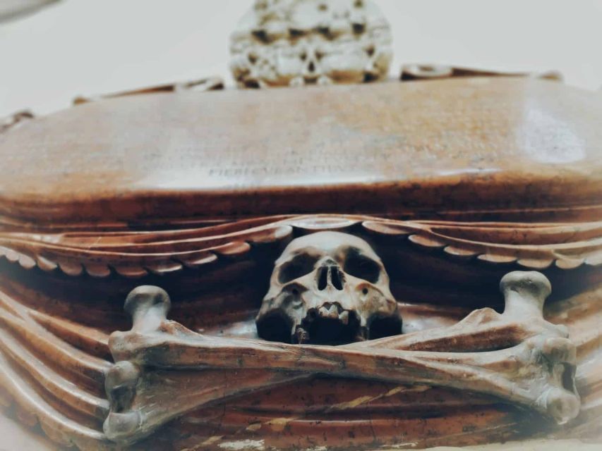 Vienna: German Guided Ghost Tour of Spooky Vienna - The vampire princess of Vienna