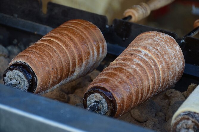 Vienna Guided Christmas Market Food and Drink Tour - Key points before you book