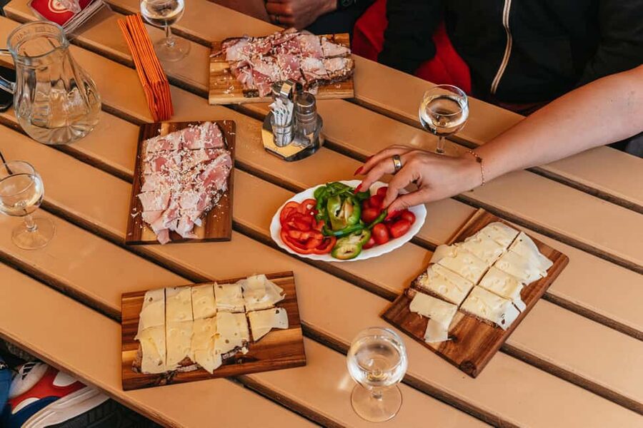 Vienna: Guided Foodie Walking Tour with Tastings and Coffee - Wurstelstand snacks and the best savory stop