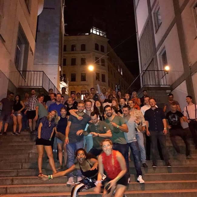 Vienna: Guided Pub Crawl with Club Entry - What the guides add to an inexpensive night