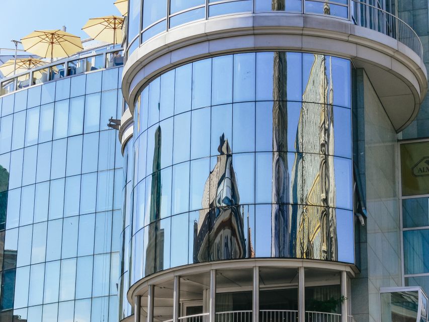 Vienna: Guided Walking Tour of City Center Highlights - How the two-hour pace feels