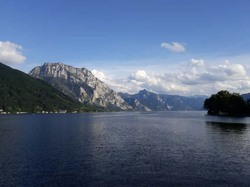 Vienna: Hallstatt, Salzburg, Melk, Alps & Lakes Day Trip - Melk and the Wachau Valley in 45 minutes