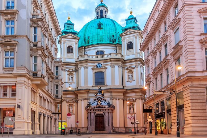 Vienna Highlights Self guided scavenger hunt and Walking Tour - The University route’s pace and timing