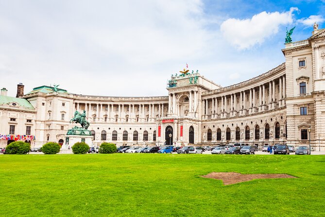 Vienna Hofburg Palace Skip-the-Line Ticket Sisi Museum Tour - Entering the Hofburg, Vienna’s former imperial center