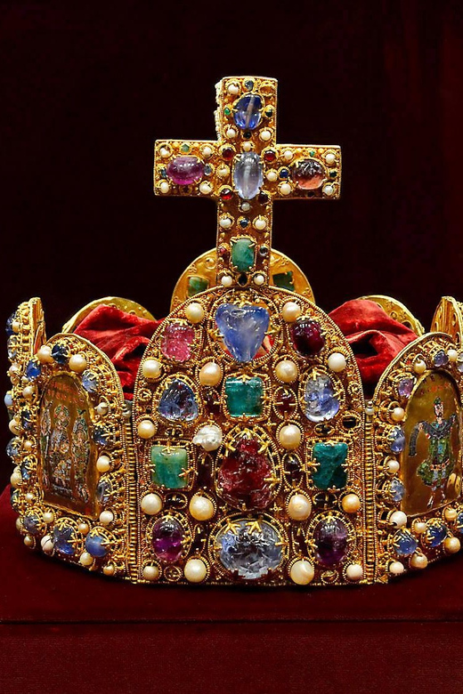 Vienna: Imperial Treasury & New Hofburg Palace Combo Ticket - Who will enjoy this combination most