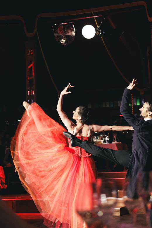 Vienna: Johann Strauss Dinner Show at the Prater - Who will enjoy this most