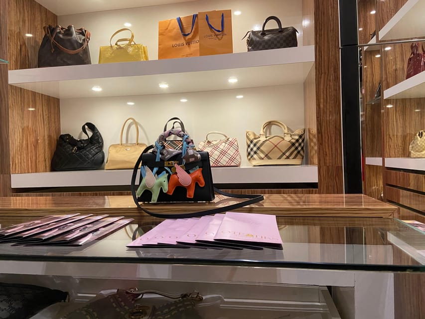 Vienna: Luxury Vintage Fashion Walking Tour - Should you book the Vienna vintage fashion tour?