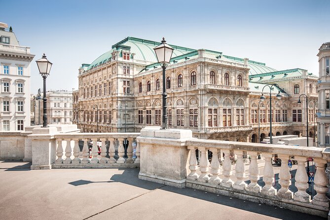 Vienna: Meet Beethoven Life Private Guided Walking Tour - Two hours at Beethoven Pasqualatihaus