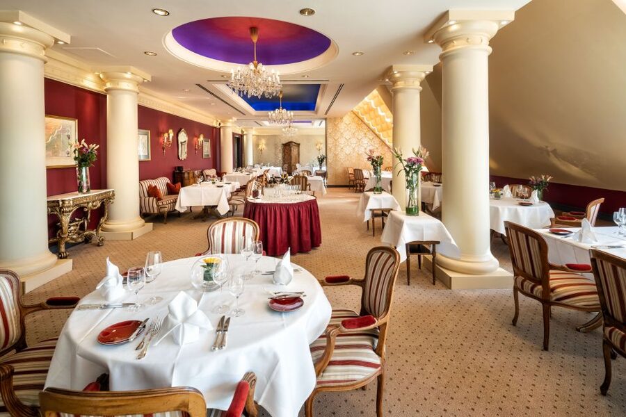 Vienna: Mozart Concert and Austrian Delights Dinner - Small details that can improve the evening