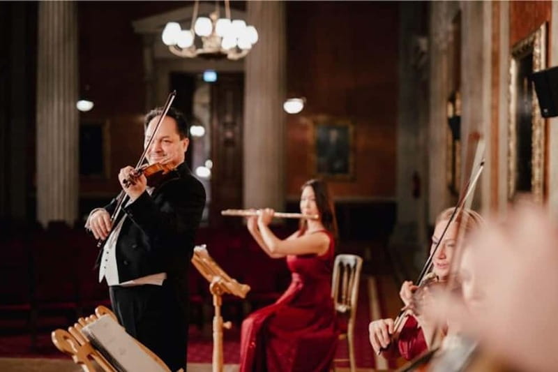 Vienna: Mozart & Strauss Classical Concert at Börse Palace - Opera singers and ballet bring the music to life